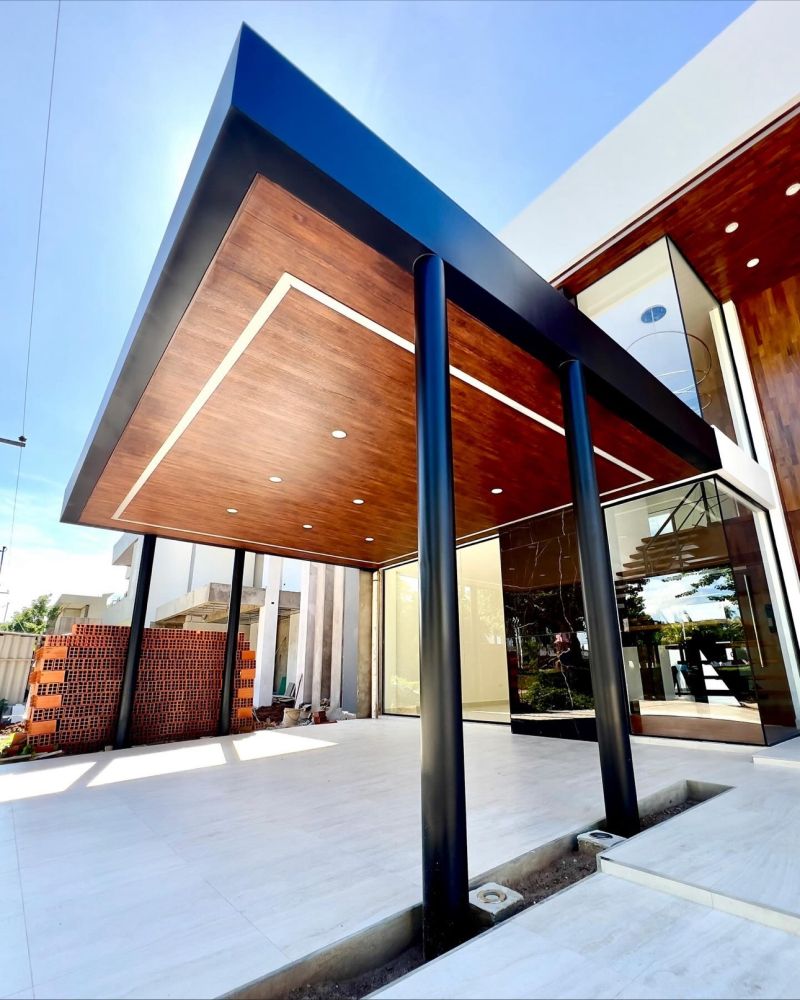 Pérgola de Cielo Falso